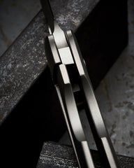 Tom Mayo T-Rex Covert 6K folding knife - detail view 6