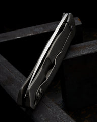 Tom Mayo Lefty Dr. Death flipper folding knife - detail view 4