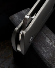 Tom Mayo Lefty Dr. Death flipper folding knife - detail view 9