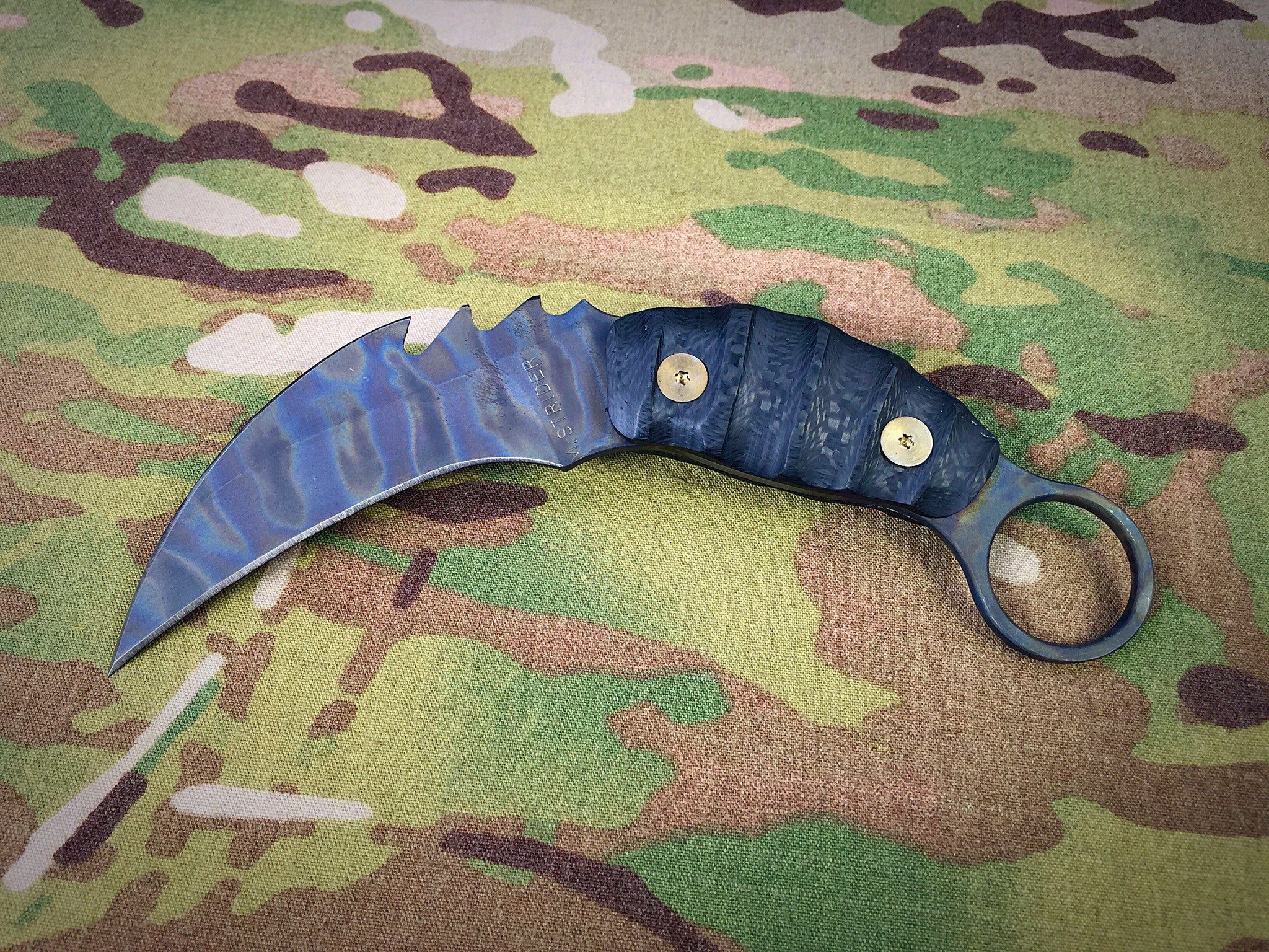 Strider Karambit